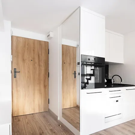 Rentplanet - Lofty Nad Warta Apartament
