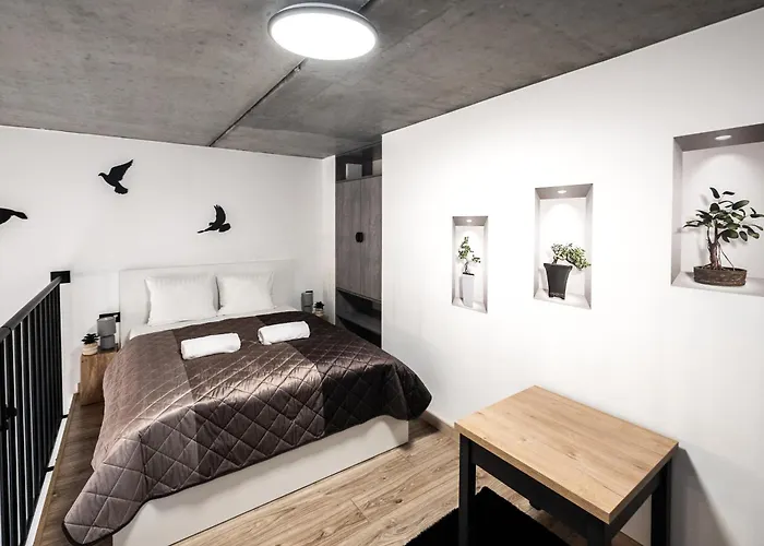 Rentplanet - Lofty Nad Warta شقة *